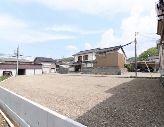 金沢市小坂町中2号地