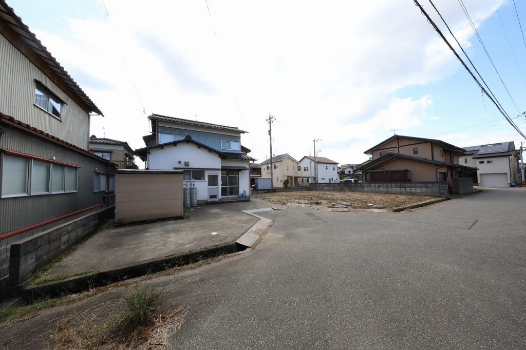 土地　野々市市本町5丁目