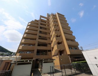 ライオンズマンション金沢山科　3階