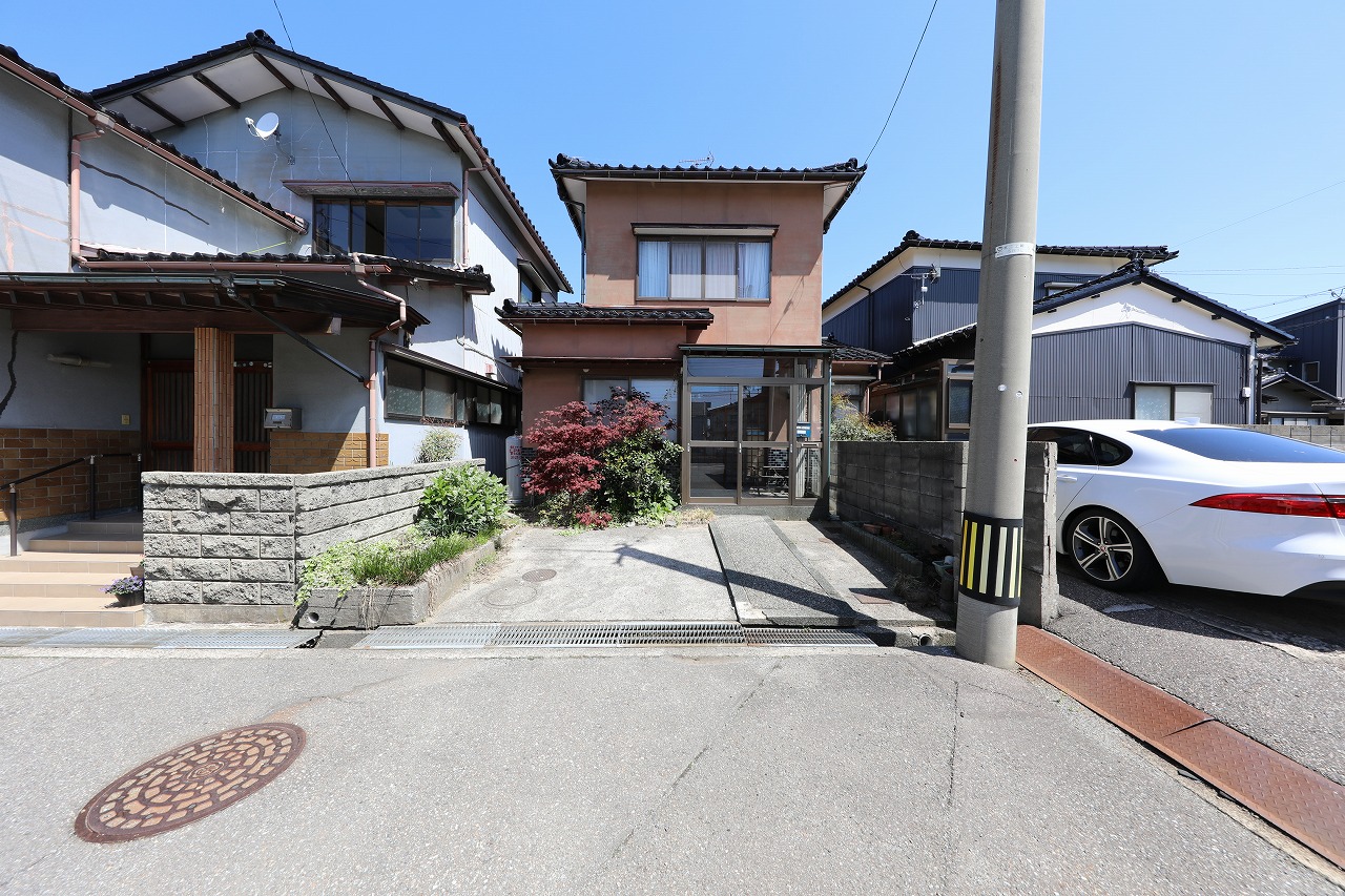 戸建て　金沢本江町