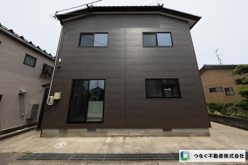 金沢市上荒屋5丁目　戸建