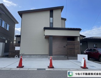 かほく市遠塚ロ　戸建