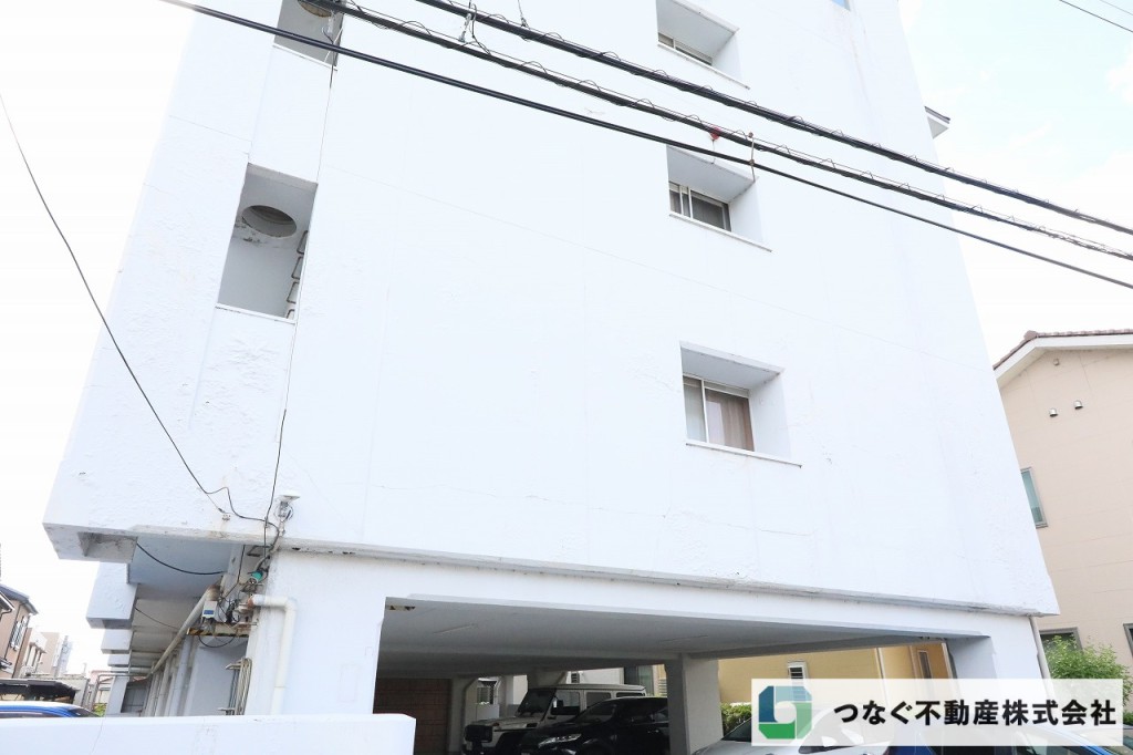 メゾン泉ヶ丘　1階