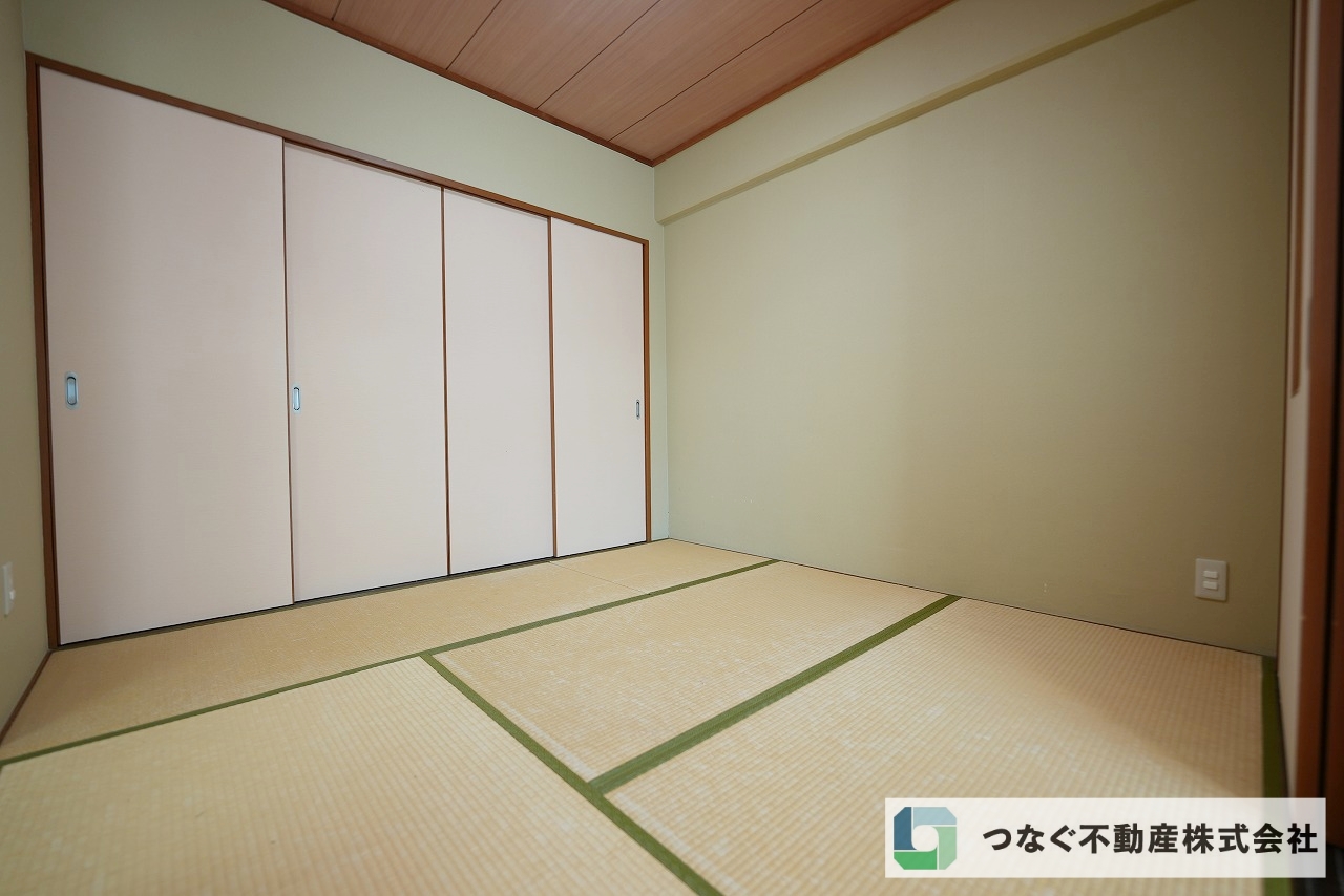 エスト泉ヶ丘 1階