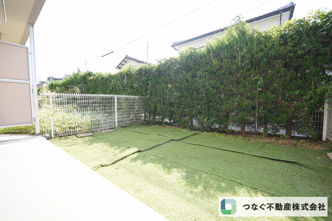 エスト泉ヶ丘 1階