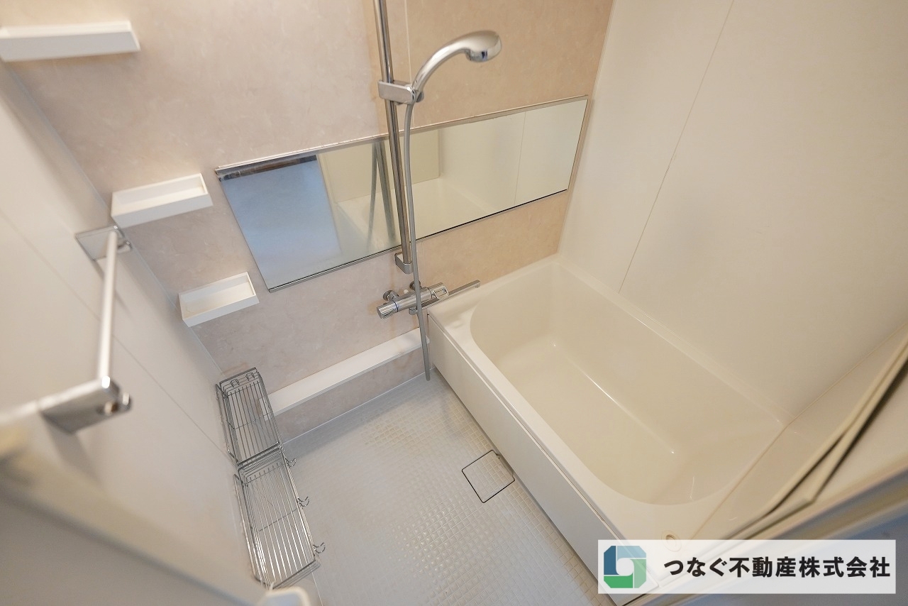 エスト泉ヶ丘 1階